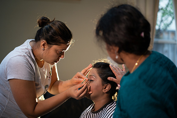 Mounica Satya-190428-2480.jpg