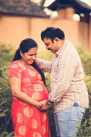 Roja Mom-To-Be-20201010-0507.jpg