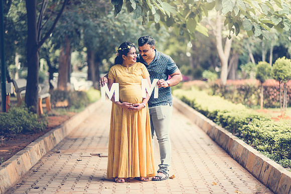 Roja Mom-To-Be-20201017-1674.jpg